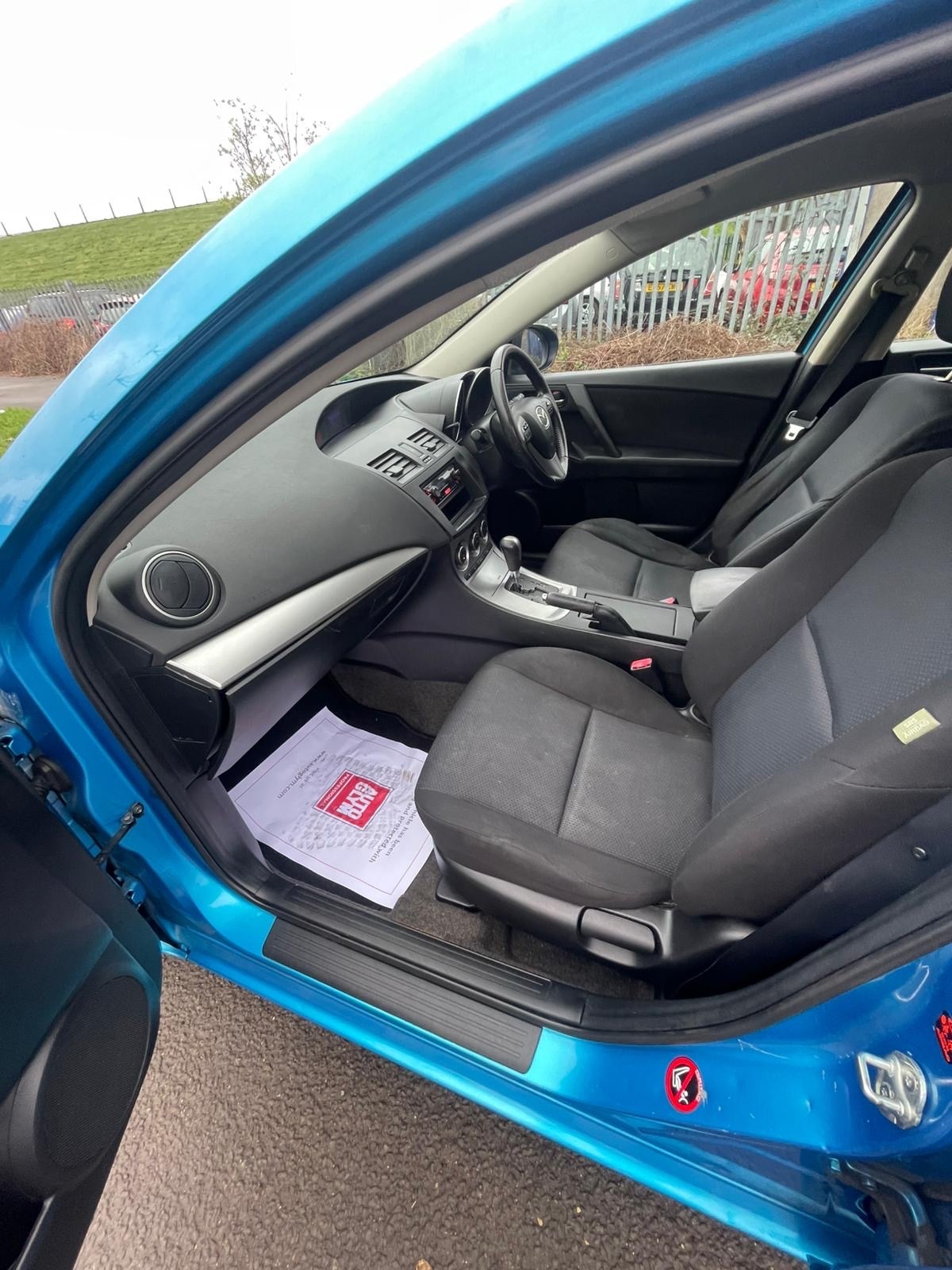 Used Mazda Mazda3 2011 for sale - 77662309: Photo 13