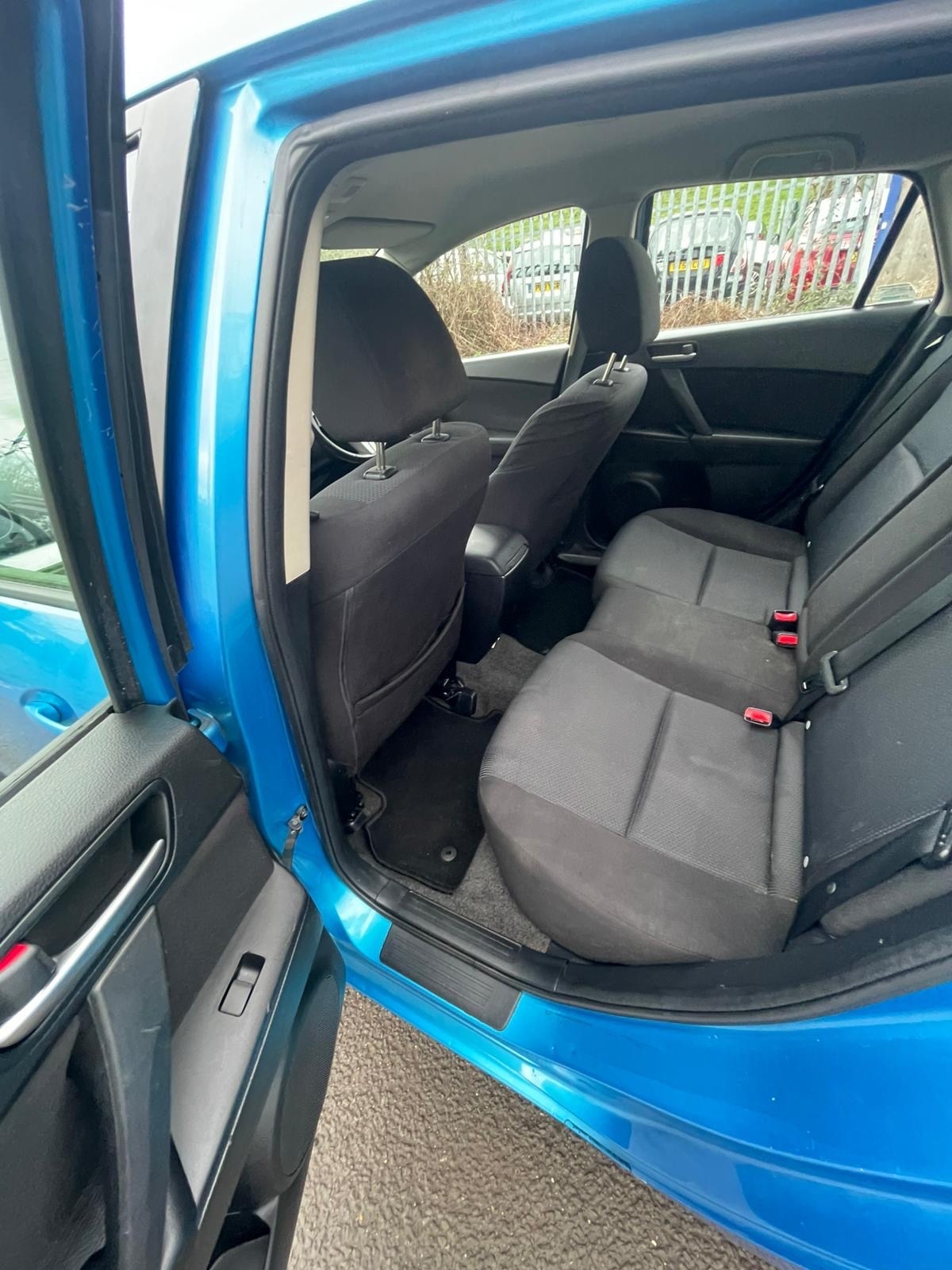 Used Mazda Mazda3 2011 for sale - 77662309: Photo 14