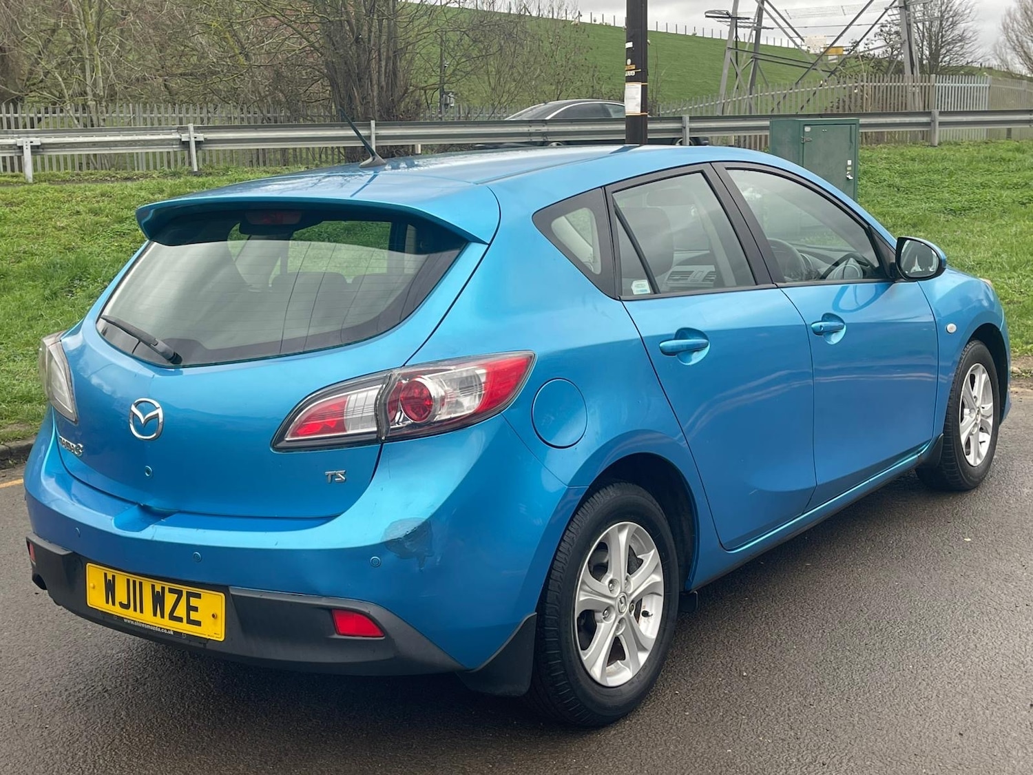 Used Mazda Mazda3 2011 for sale - 77662309: Photo 17