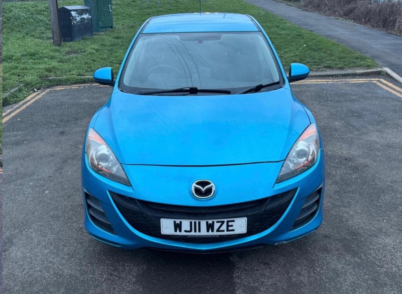 Used Mazda Mazda3 2011 for sale - 77662309: Photo 5