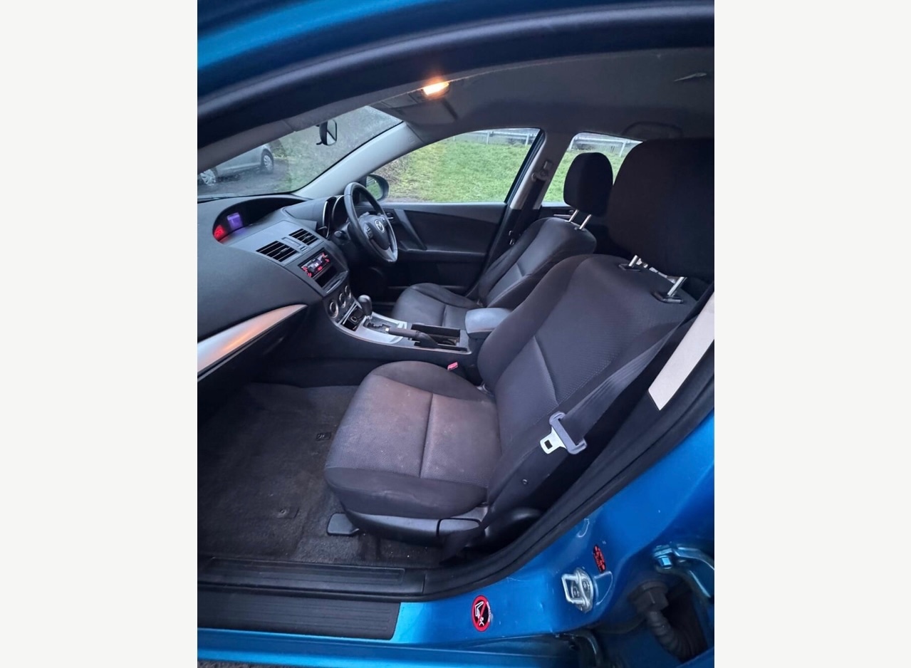 Used Mazda Mazda3 2011 for sale - 77662309: Photo 7