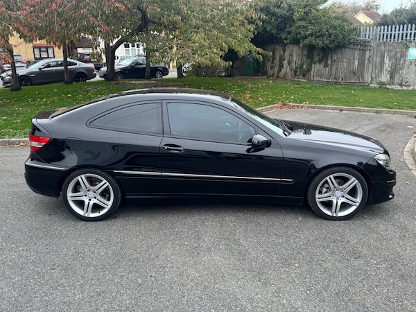 Used Mercedes-Benz CLC Class 2010 for sale - 76273198: Photo 30