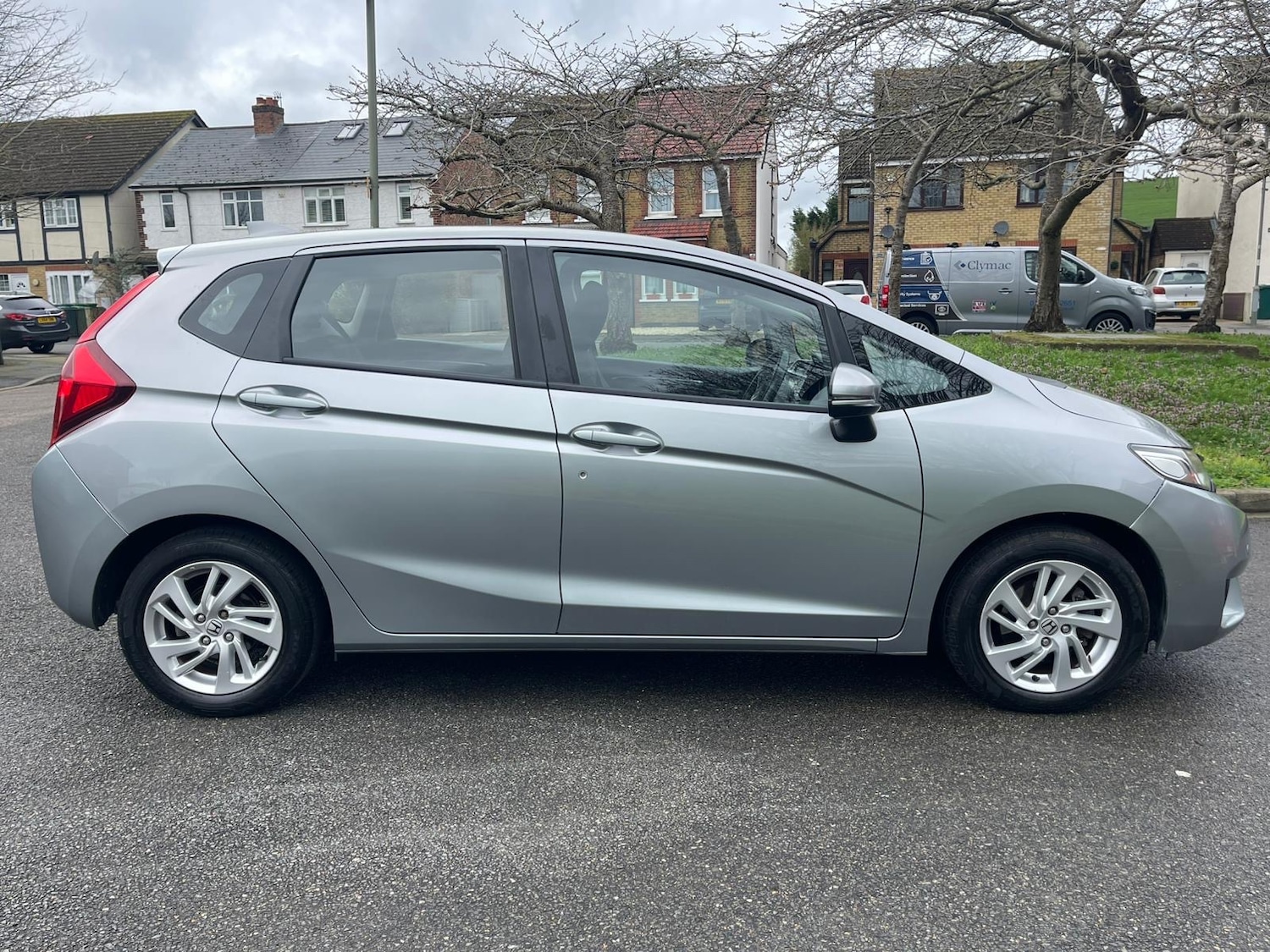 Used Honda Jazz 2017 for sale - 77701385: Photo 8