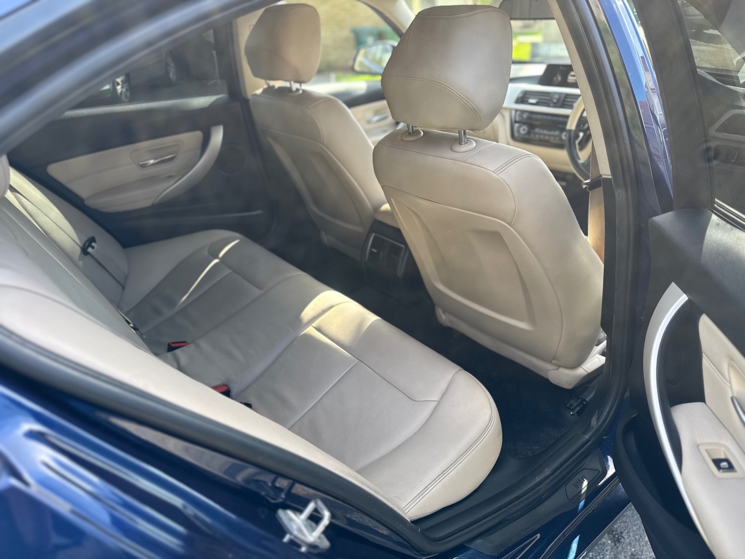 Used BMW 3 Series 2015 for sale - 77917233: Photo 41