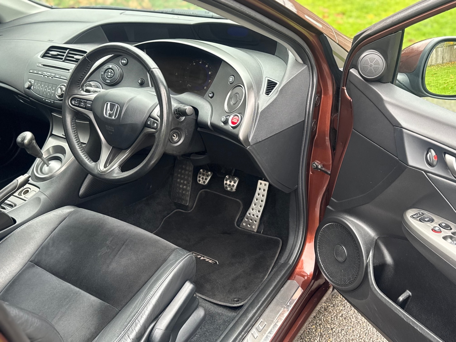 Used Honda Civic 2010 for sale - 76531832: Photo 22