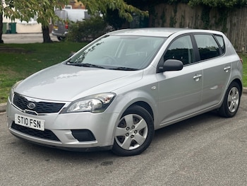 Used Kia Ceed 2010 for sale - 76008790: Photo