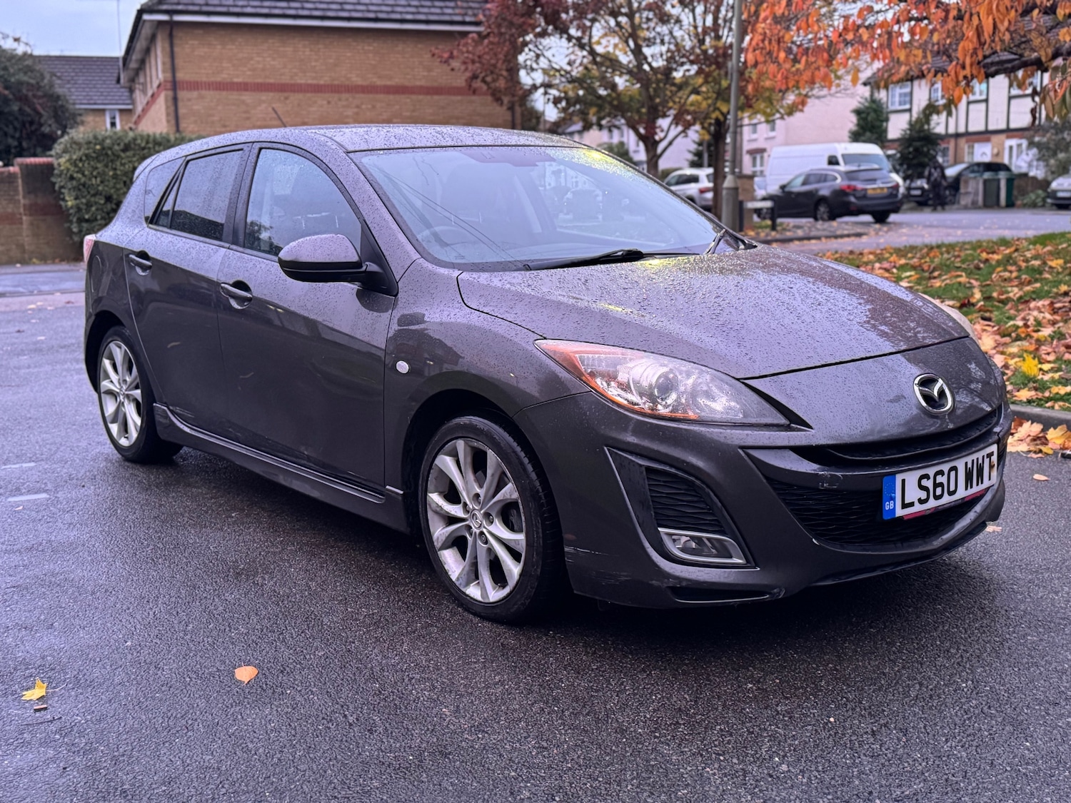 Used Mazda Mazda3 2010 for sale - 76404981: Photo 2