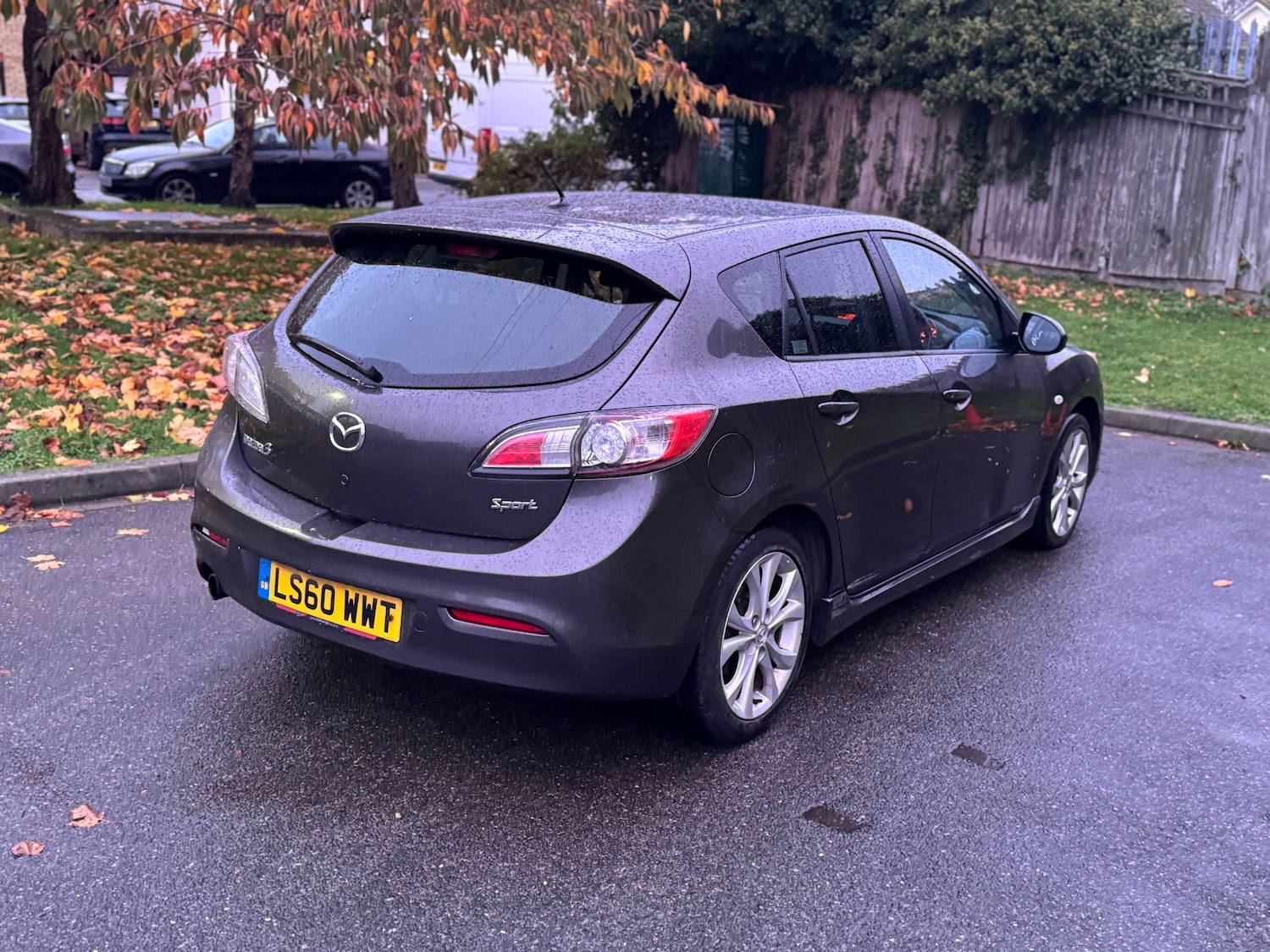 Used Mazda Mazda3 2010 for sale - 76404981: Photo 4