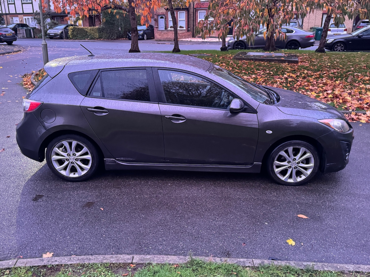 Used Mazda Mazda3 2010 for sale - 76404981: Photo 6