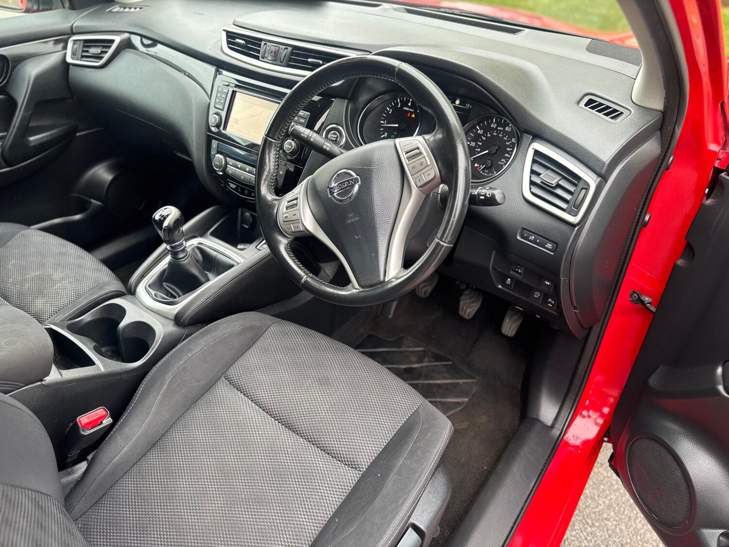 Used Nissan Qashqai 2016 for sale - 78091620: Photo 24