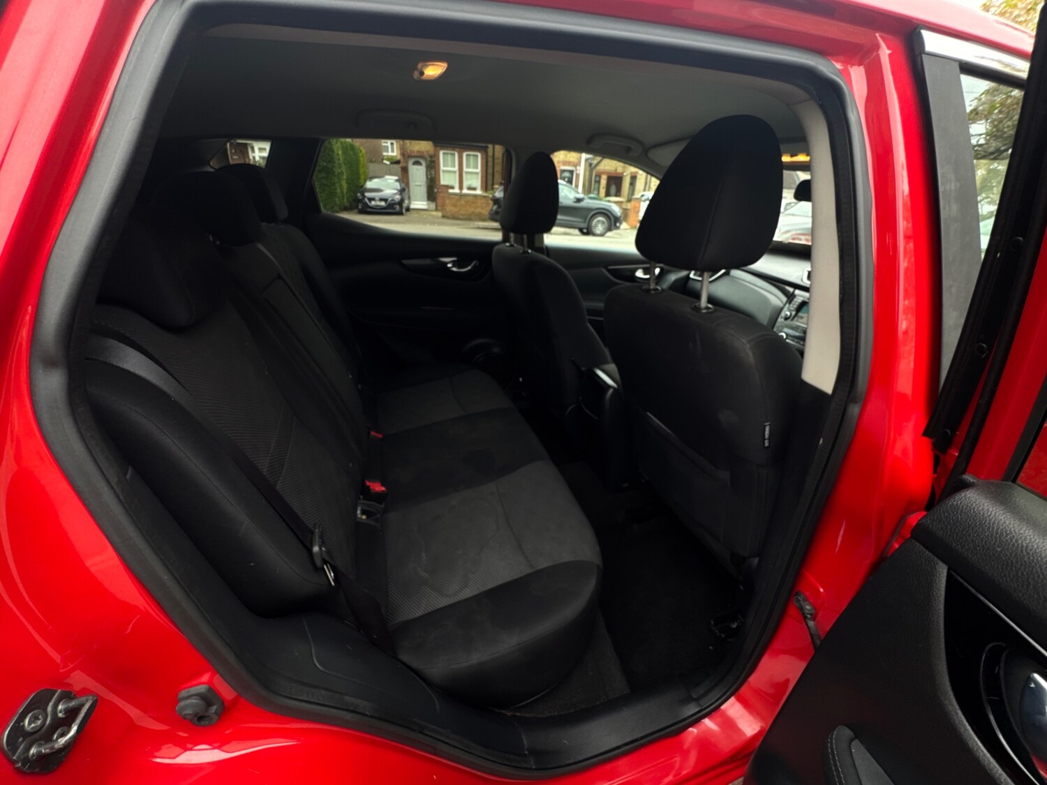 Used Nissan Qashqai 2016 for sale - 78091620: Photo 25