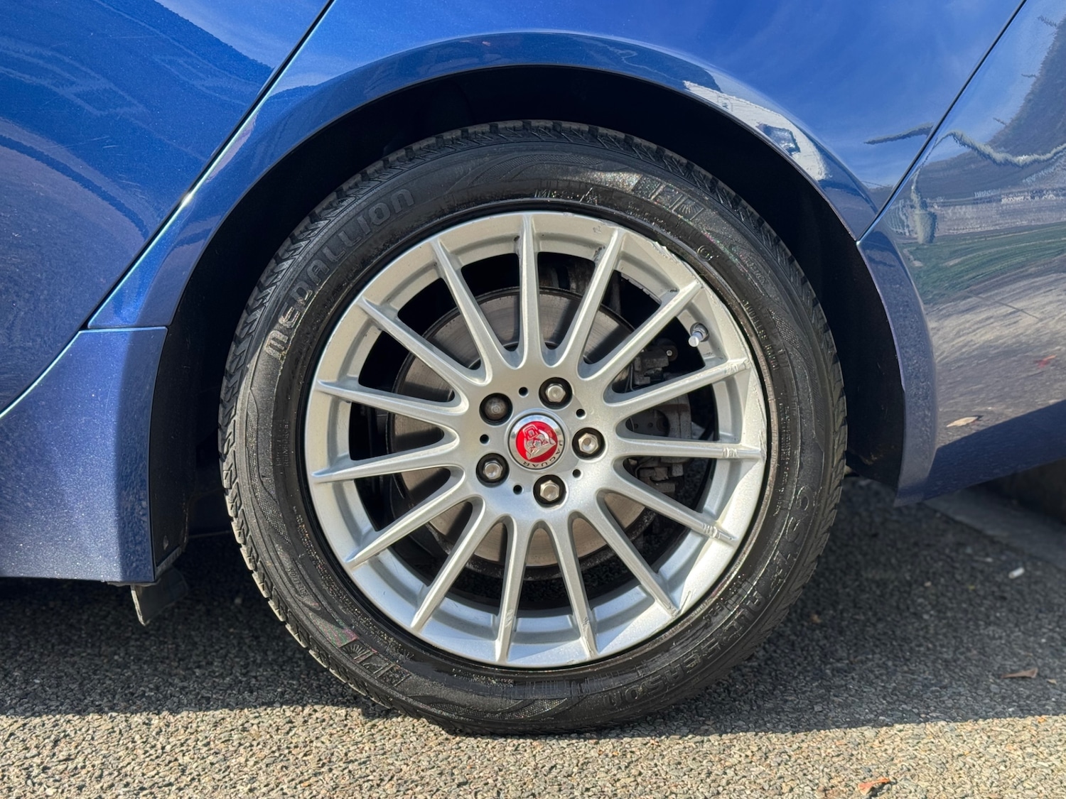 Used Jaguar XE 2016 for sale - 76018056: Photo 24