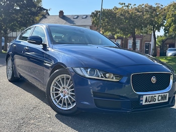 Used Jaguar XE 2016 for sale - 76018056: Photo