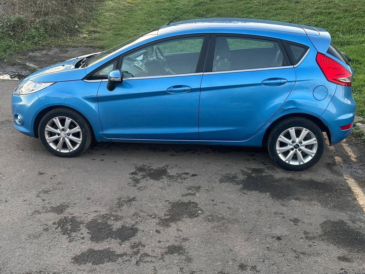 Used Ford Fiesta 2010 for sale - 77099951: Photo 6
