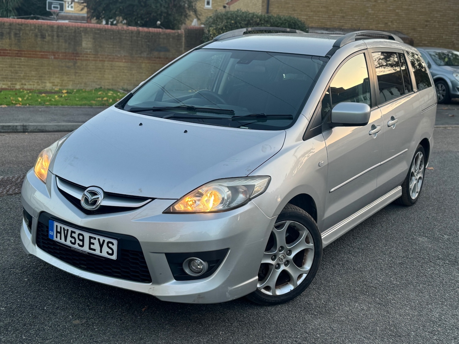 Used Mazda Mazda5 2009 for sale - 76375723: Photo 3