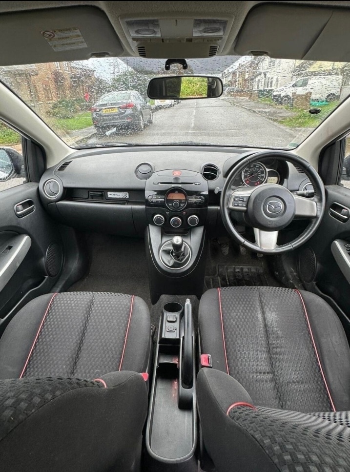 Used Mazda Mazda2 2011 for sale - 76403124: Photo 11