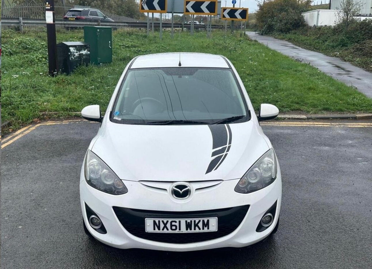 Used Mazda Mazda2 2011 for sale - 76403124: Photo 2