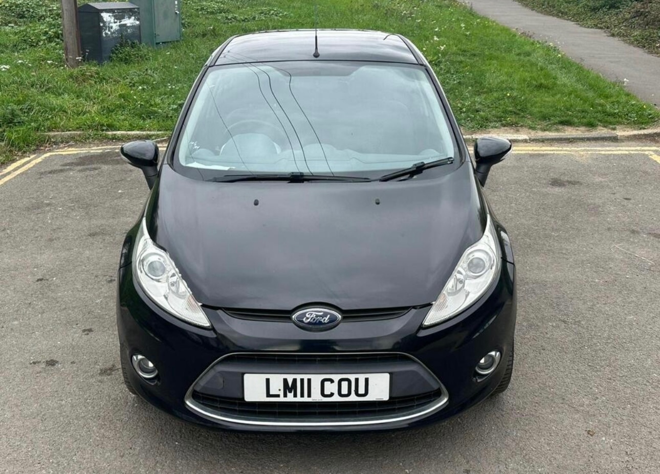 Used Ford Fiesta 2011 for sale - 76402902: Photo 3