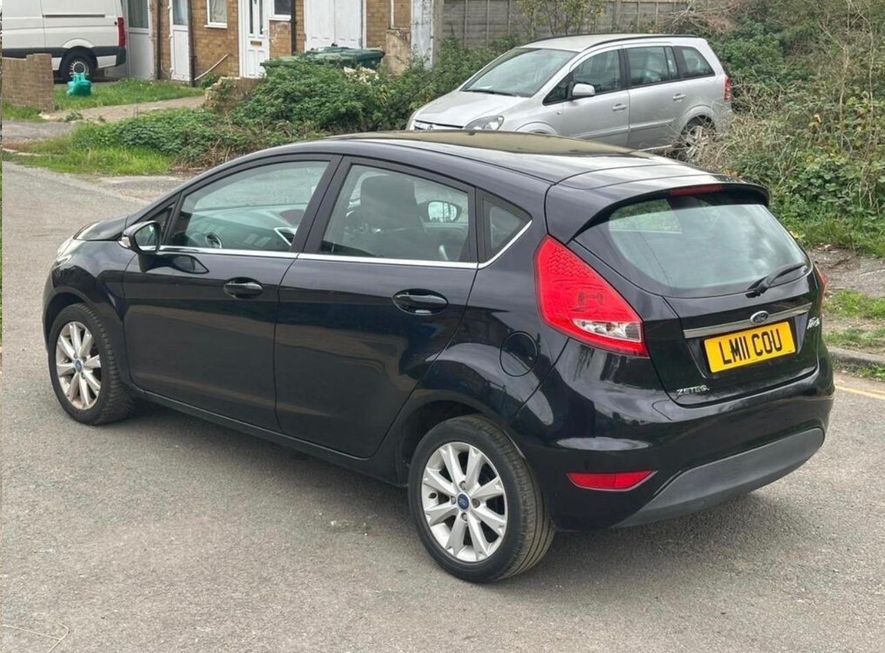 Used Ford Fiesta 2011 for sale - 76402902: Photo 4