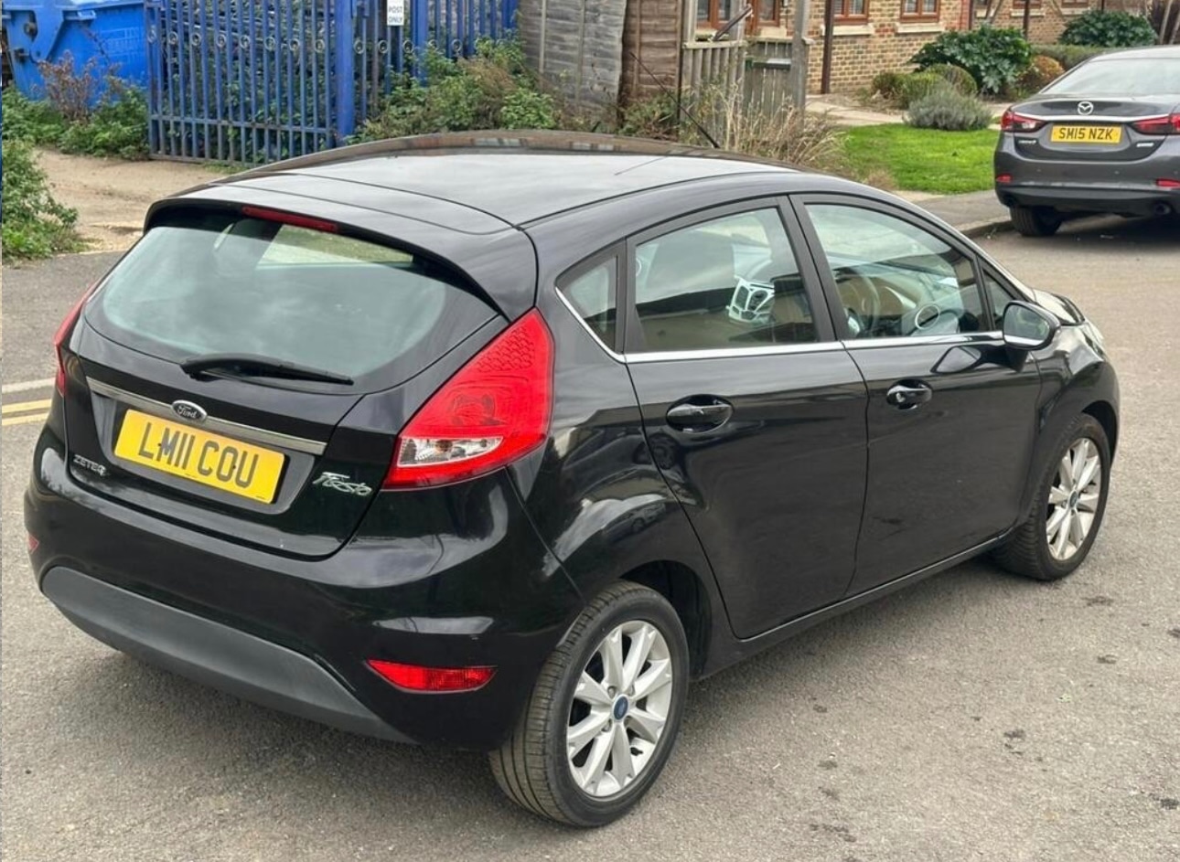 Used Ford Fiesta 2011 for sale - 76402902: Photo 9