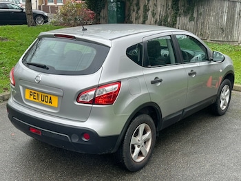 Used Nissan Qashqai 2011 for sale - 76860096: Photo