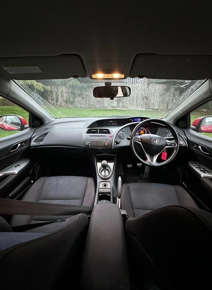 Used Honda Civic 2011 for sale - 76402938: Photo 10