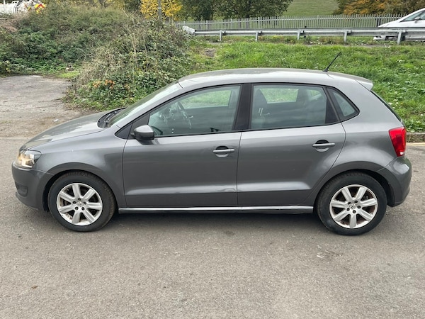 Used Volkswagen Polo 2010 for sale - 76292038: Photo 10