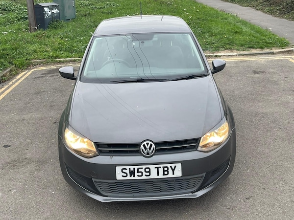 Used Volkswagen Polo 2010 for sale - 76292038: Photo 2