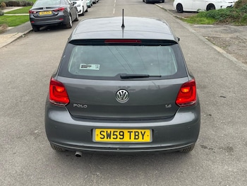 Used Volkswagen Polo 2010 for sale - 76292038: Photo 3