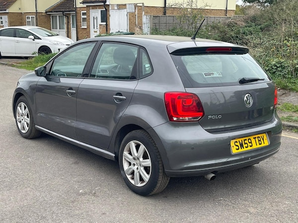 Used Volkswagen Polo 2010 for sale - 76292038: Photo 5