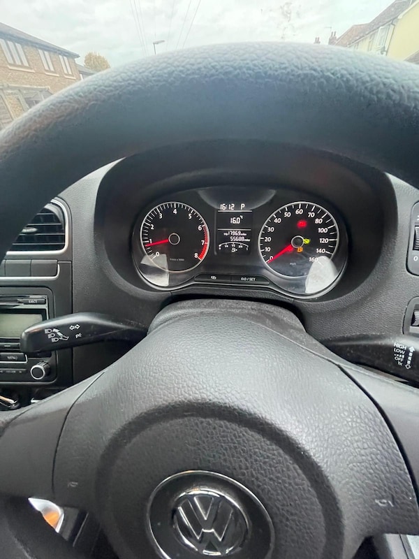 Used Volkswagen Polo 2010 for sale - 76292038: Photo 6