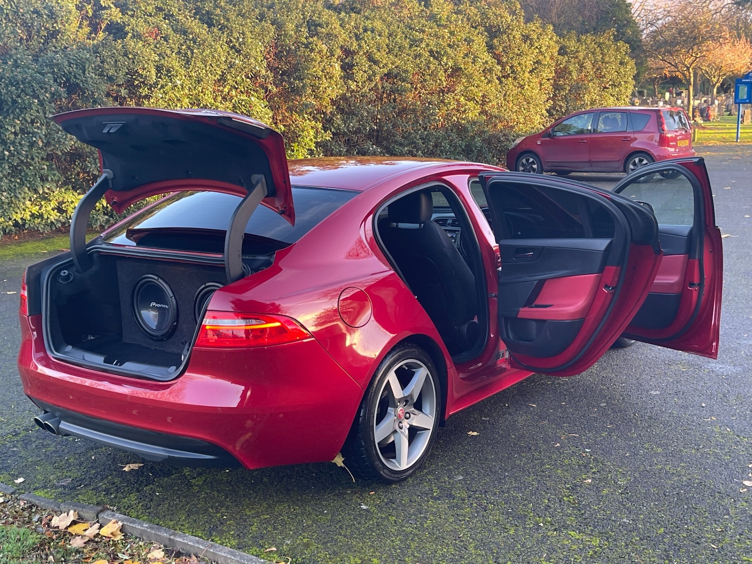 Used Jaguar XE 2017 for sale - 76640669: Photo 17