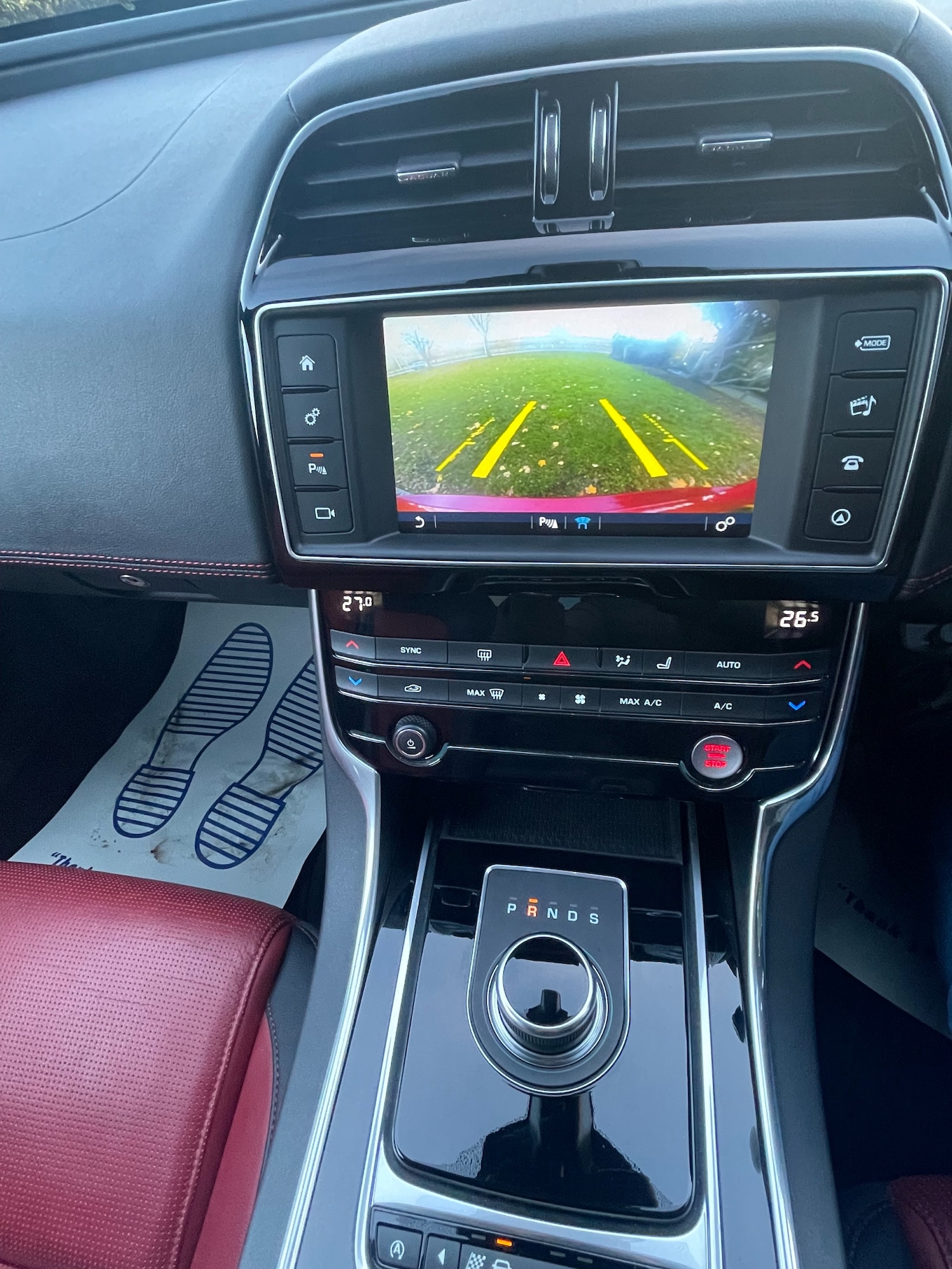 Used Jaguar XE 2017 for sale - 76640669: Photo 25