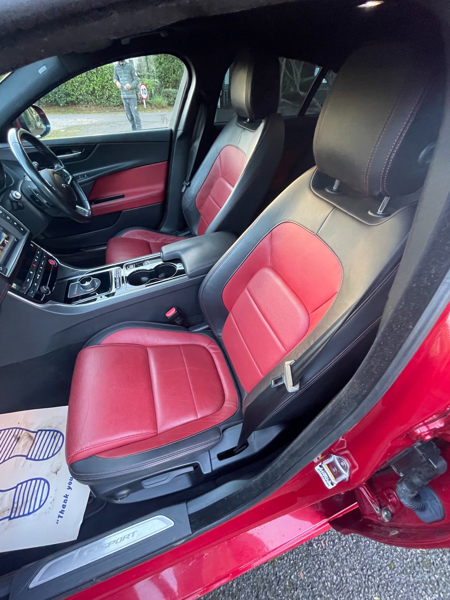 Used Jaguar XE 2017 for sale - 76640669: Photo 28