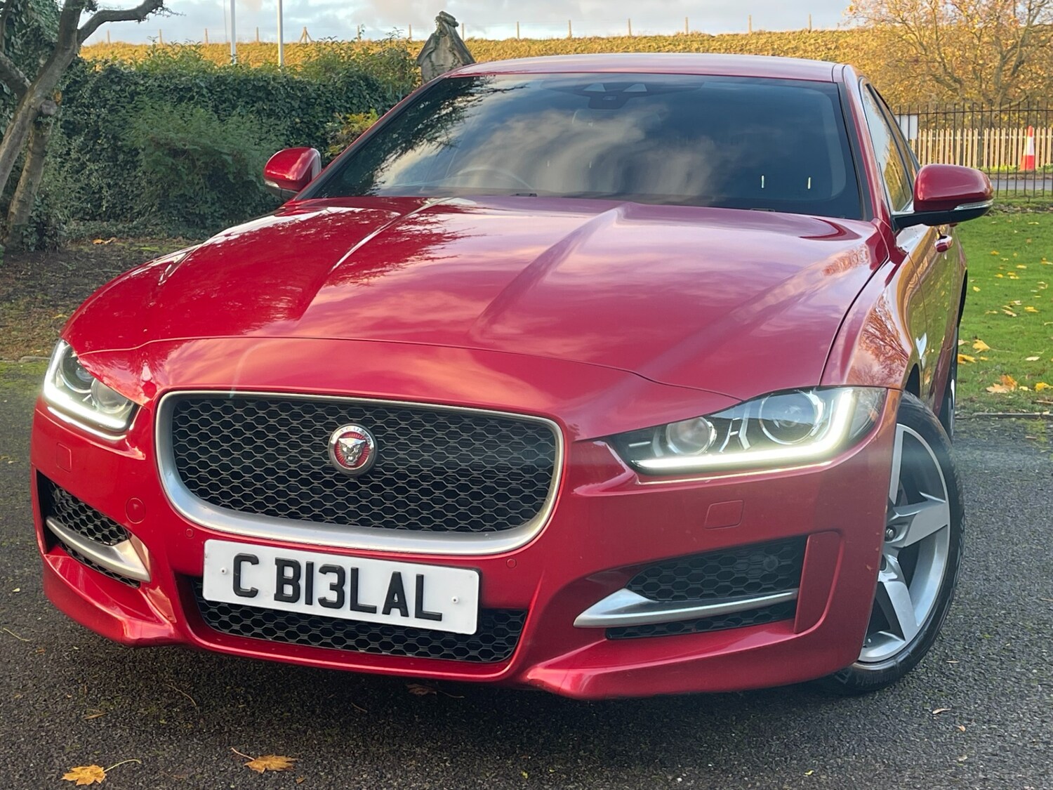 Used Jaguar XE 2017 for sale - 76640669: Photo 7