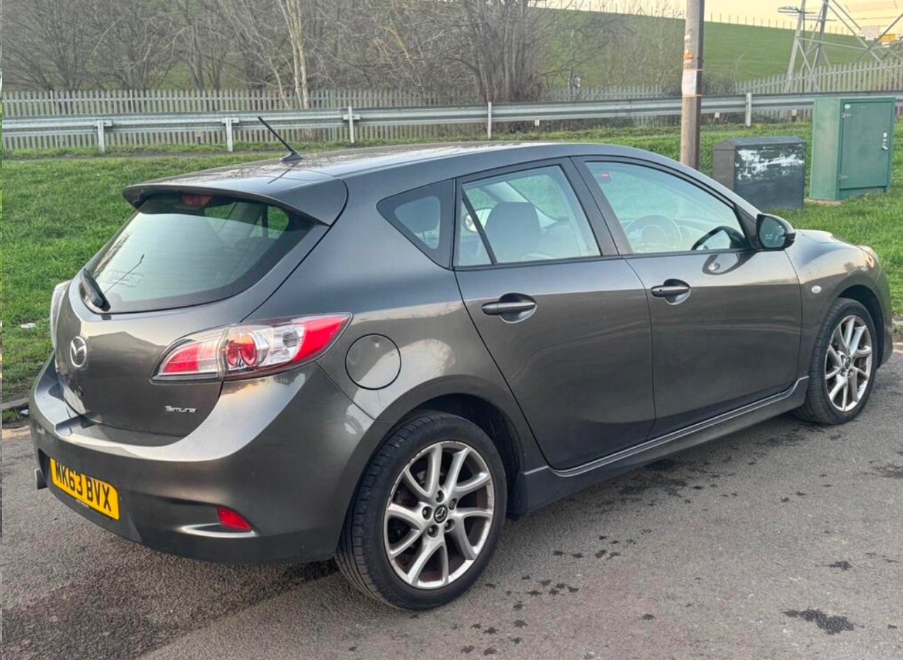 Used Mazda Mazda3 2013 for sale - 77112944: Photo 9