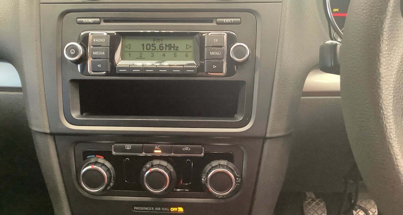 Used Volkswagen Golf 2009 for sale - 78190699: Photo 8