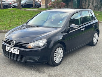 Used Volkswagen Golf 2009 for sale - 76860100: Photo