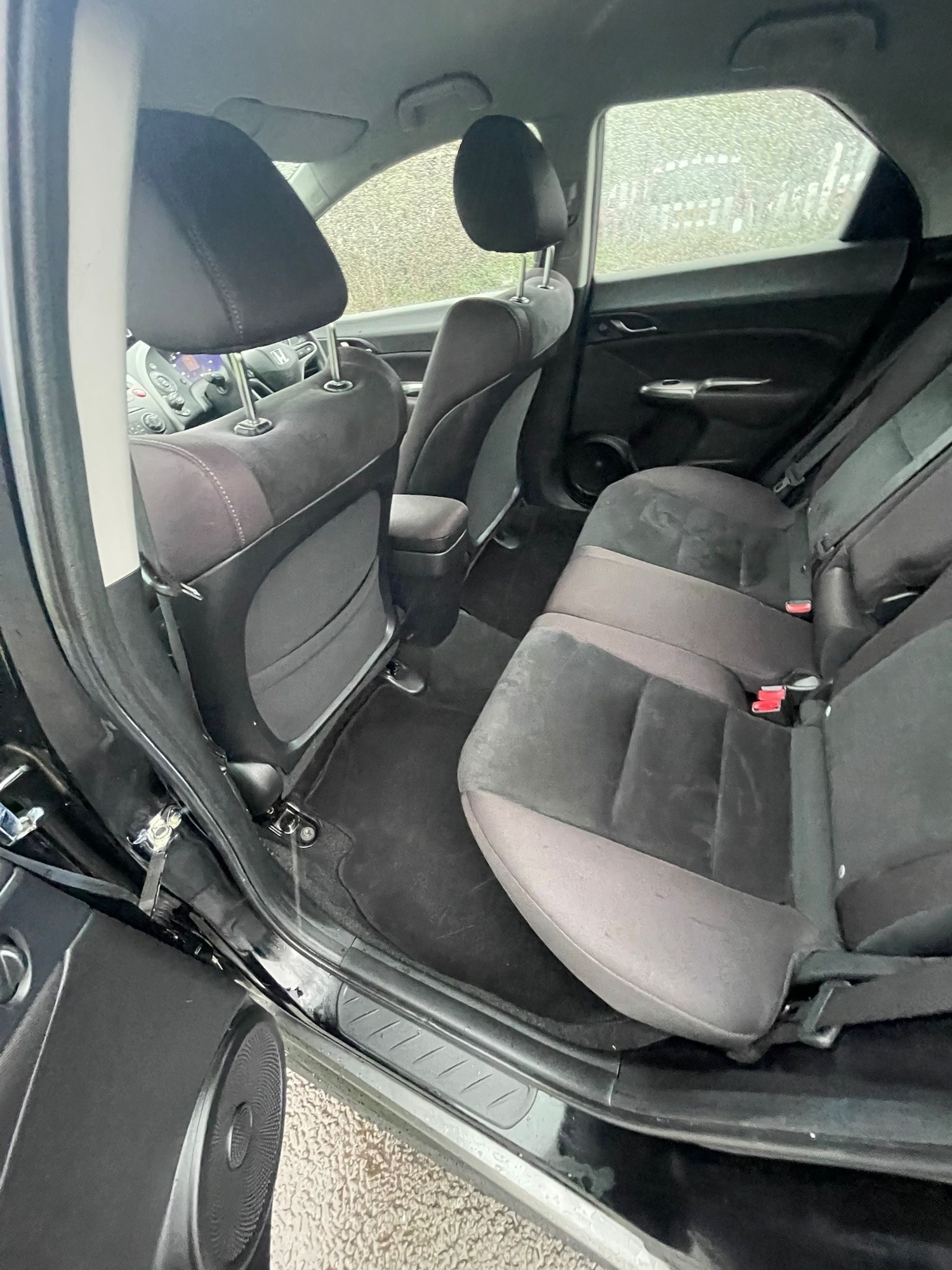 Used Honda Civic 2011 for sale - 76532133: Photo 6