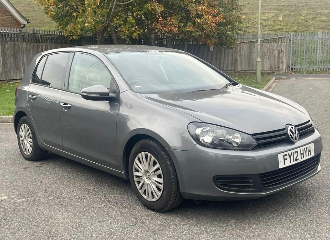 Used Volkswagen Golf 2012 for sale - 76403201: Photo 1