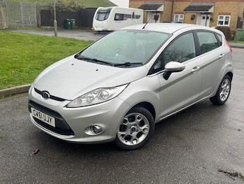 Used Ford Fiesta 2011 for sale - 76860003: Photo