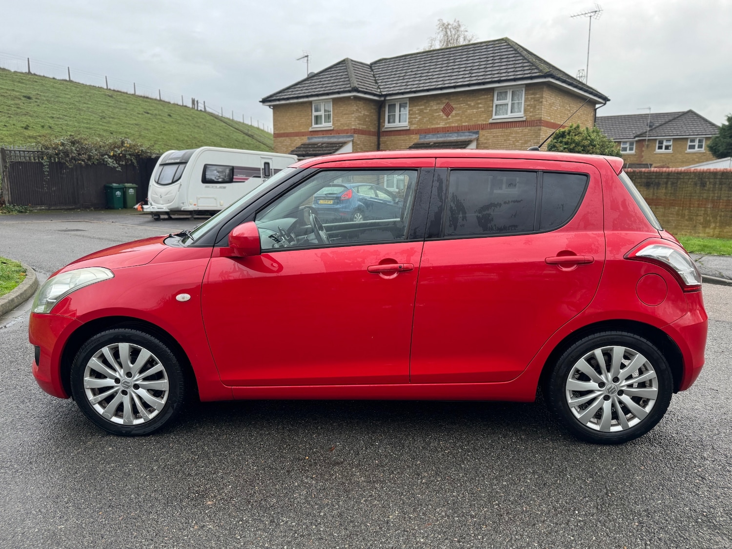 Used Suzuki Swift 2011 for sale - 76588997: Photo 15