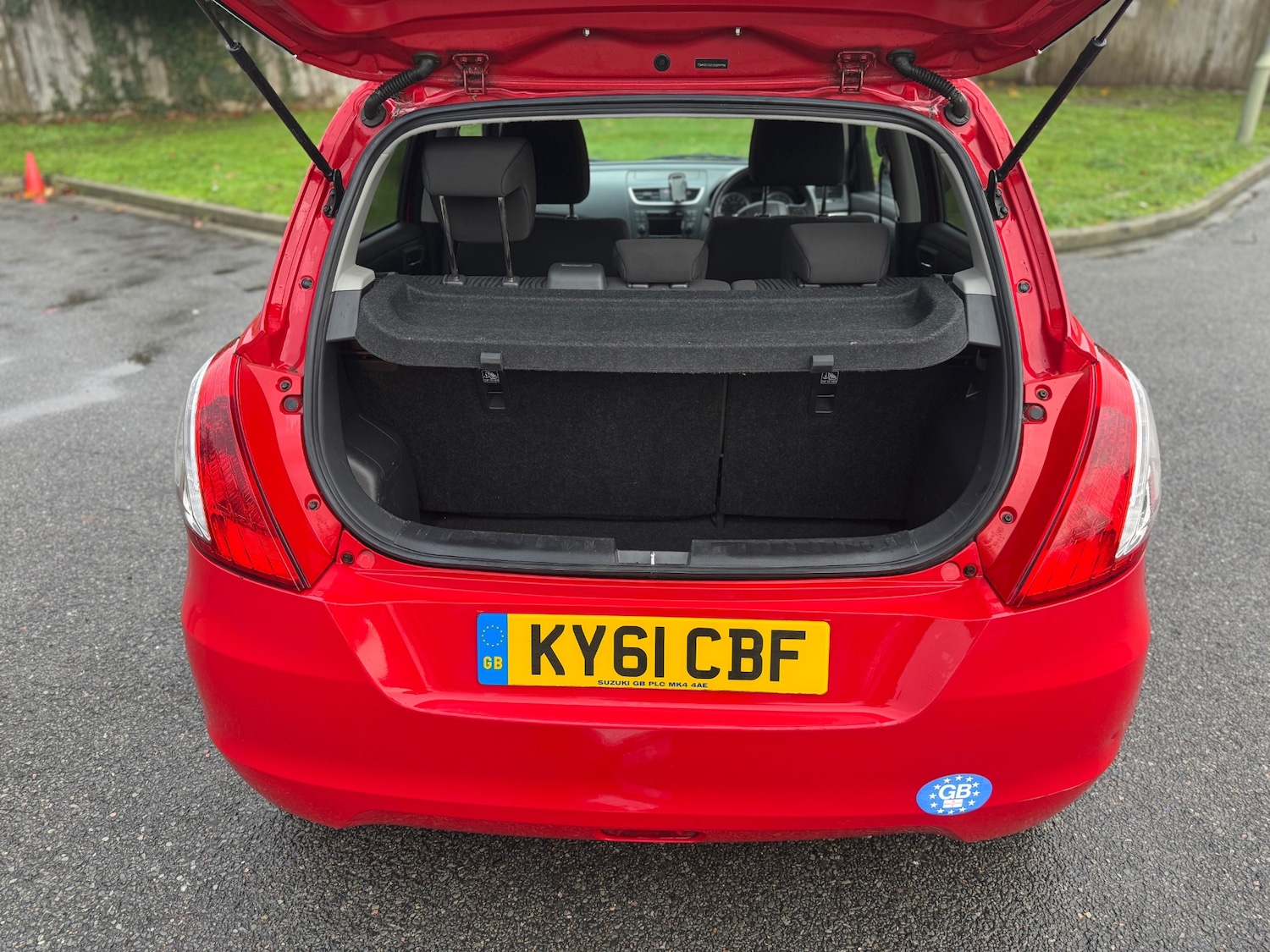 Used Suzuki Swift 2011 for sale - 76588997: Photo 29