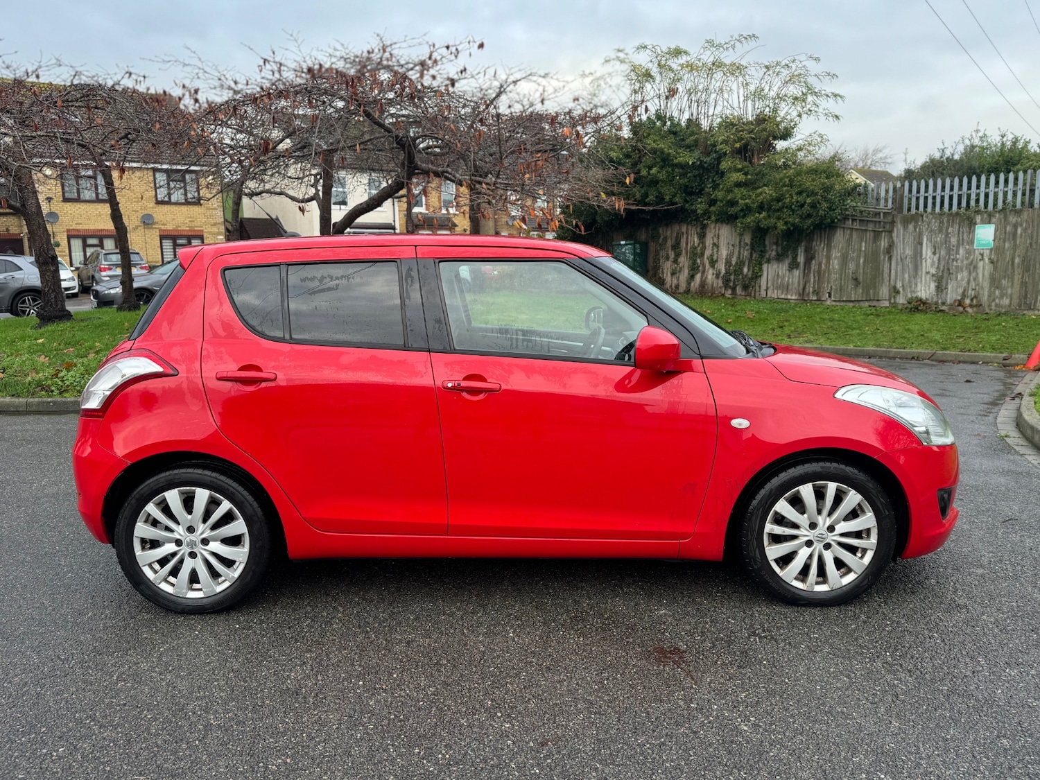 Used Suzuki Swift 2011 for sale - 76588997: Photo 33