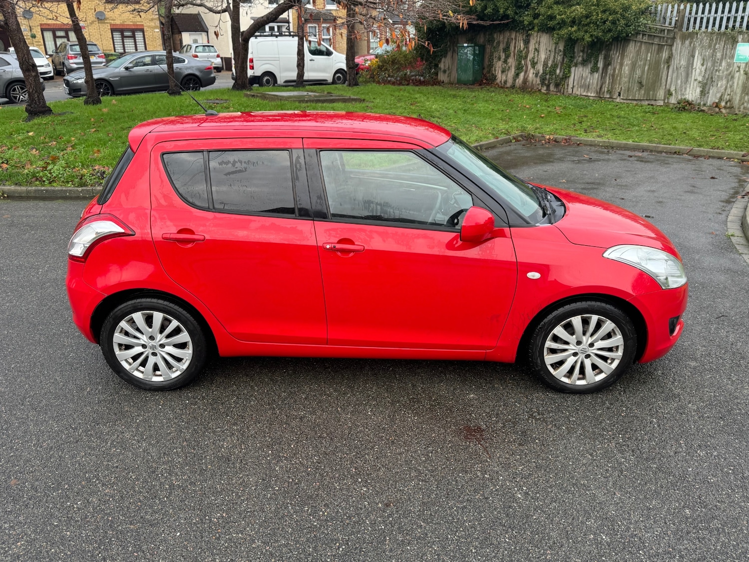 Used Suzuki Swift 2011 for sale - 76588997: Photo 34