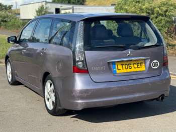 Used Mitsubishi Grandis 2006 for sale - 75096737: Photo