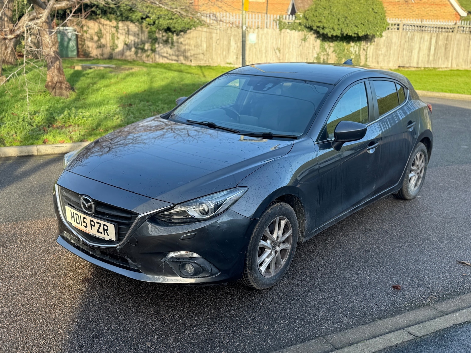 Used Mazda Mazda3 2015 for sale - 76931856: Photo 2