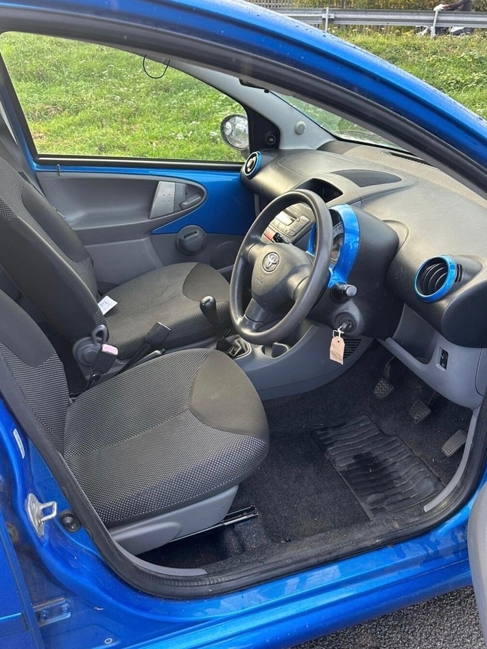 Used Toyota AYGO 2009 for sale - 76418554: Photo 11