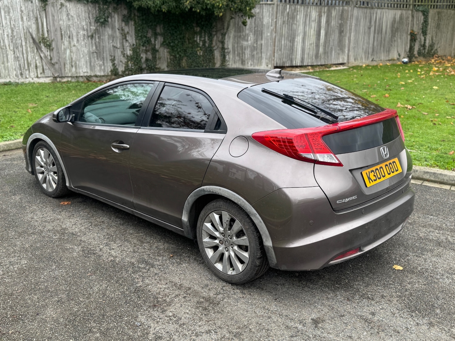 Used Honda Civic 2012 for sale - 76542974: Photo 7