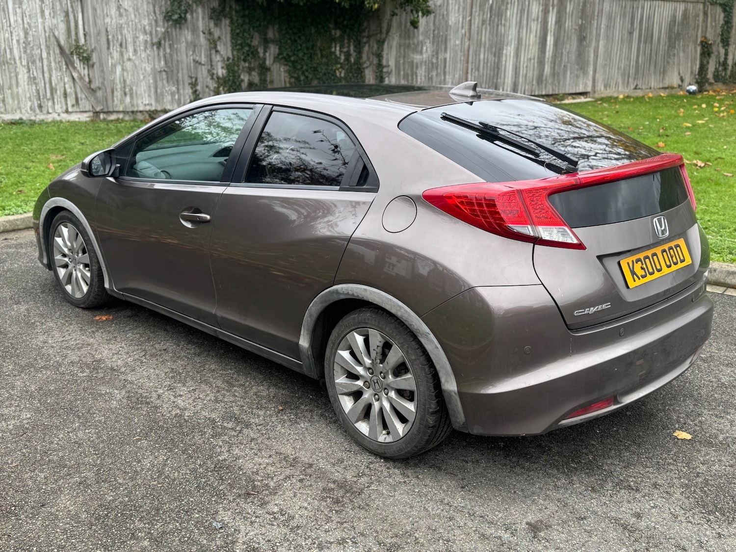 Used Honda Civic 2012 for sale - 76542974: Photo 8